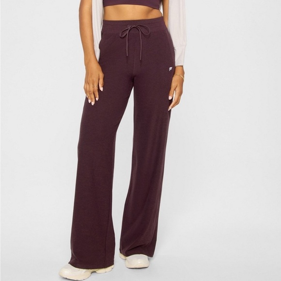 Fabletics NWT Cloud knit Wide Leg Lounge Pants - Picture 5 of 5